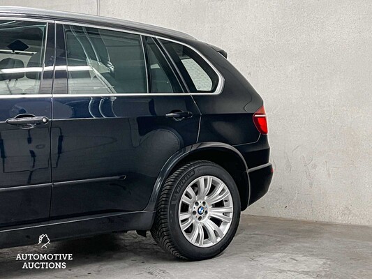 BMW X5 xDrive50i M-Sport High Executive 408hp 2011 (Original-NL), 55-SRB-9