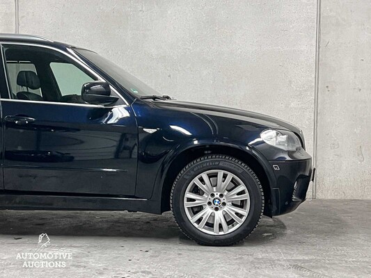 BMW X5 xDrive50i M-Sport High Executive 408hp 2011 (Original-NL), 55-SRB-9