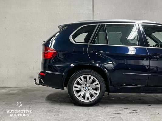 BMW X5 xDrive50i M-Sport High Executive 408hp 2011 (Original-NL), 55-SRB-9