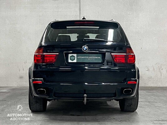 BMW X5 xDrive50i M-Sport High Executive 408hp 2011 (Original-NL), 55-SRB-9