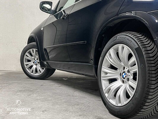 BMW X5 xDrive50i M-Sport High Executive 408hp 2011 (Original-NL), 55-SRB-9