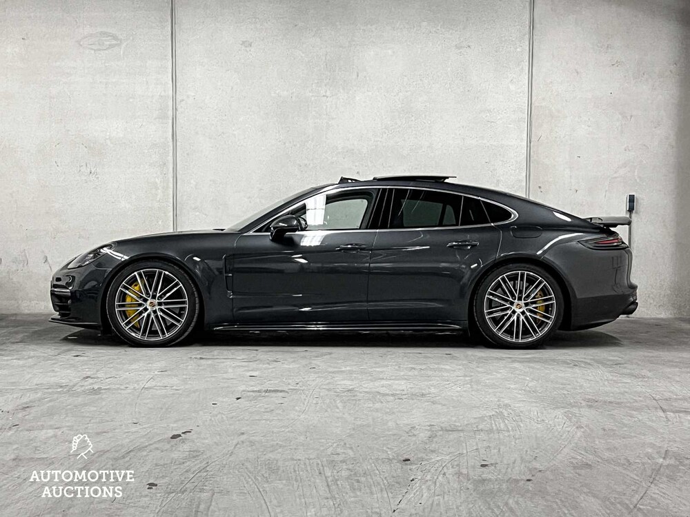 Porsche Panamera Turbo S E-hybrid 4.0 V8 680hp -AKRAPOVIC- 2017 (Original-NL) , PR-544-H