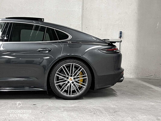 Porsche Panamera Turbo S E-hybrid 4.0 V8 680hp -AKRAPOVIC- 2017 (Original-NL) , PR-544-H