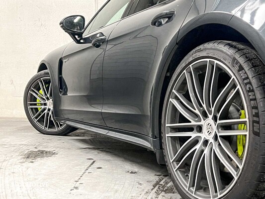 Porsche Panamera E-Hybrid 4 3.0 V6 462pk NEW-MODEL 2017 Sport-Chrono Plug-In Hybrid