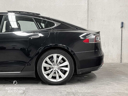 Tesla Model S 85D Base 423pk 2019 (Origineel-NL), GP-329-L