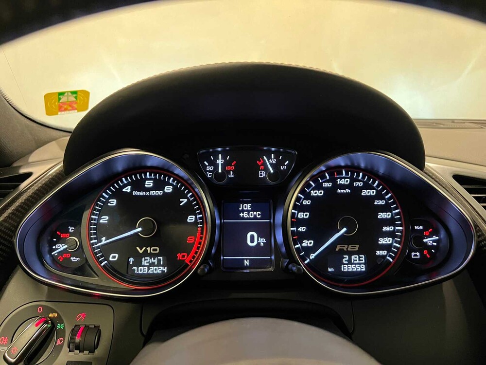 Audi R8 5.2 V10 FSI 525hp -CARBON- 2010, 74-NGZ-1