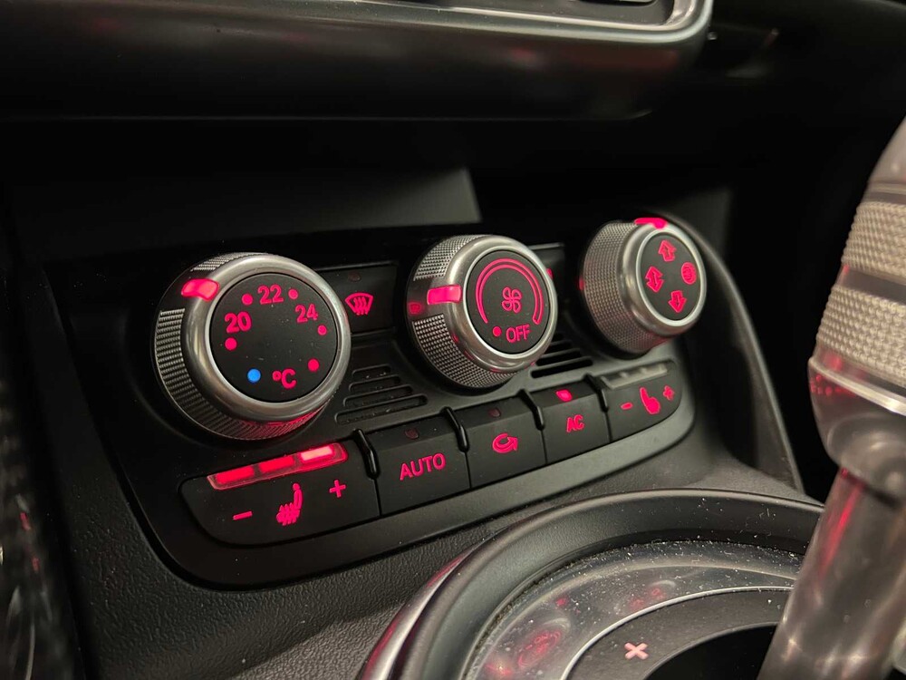 Audi R8 5.2 V10 FSI 525hp -CARBON- 2010, 74-NGZ-1