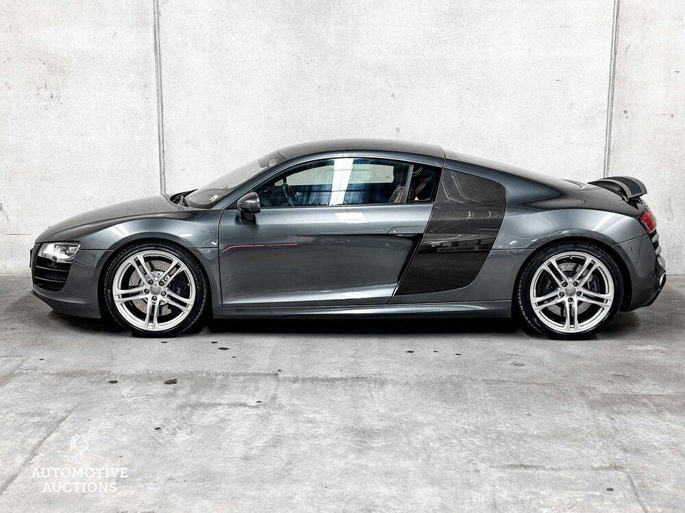 Audi R8 5.2 V10 FSI 525hp -CARBON- 2010, 74-NGZ-1