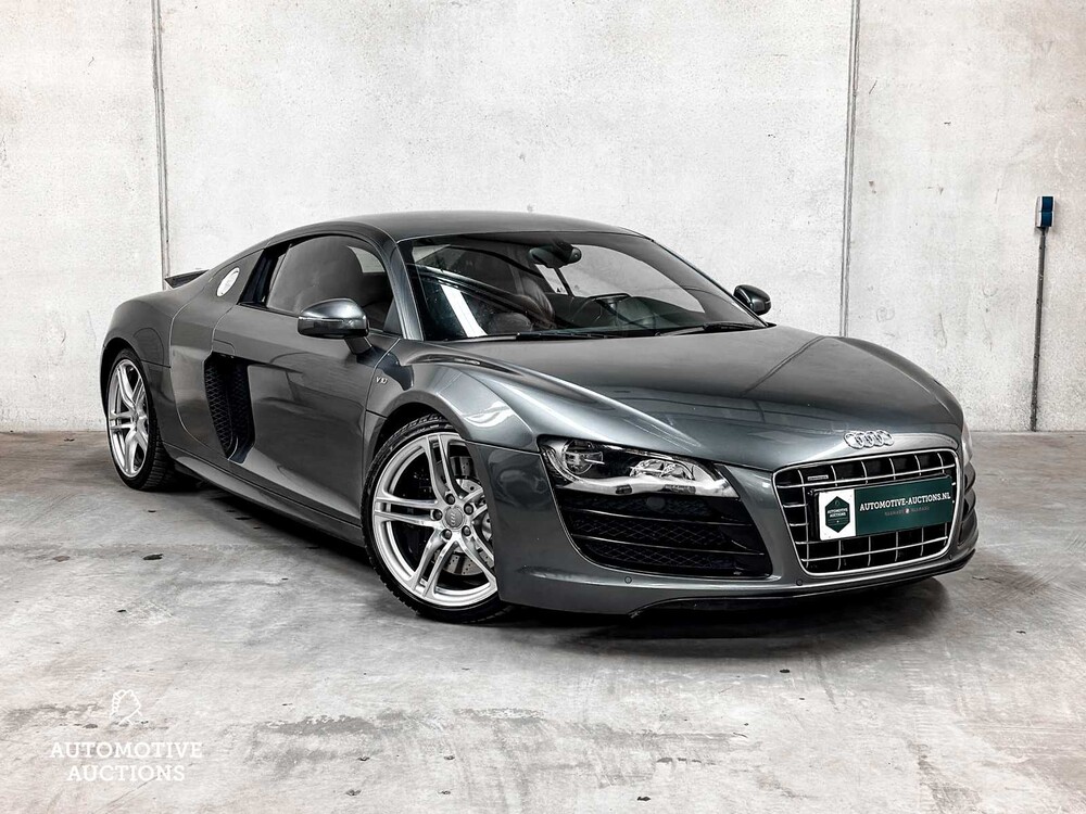 Audi R8 5.2 V10 FSI 525hp -CARBON- 2010, 74-NGZ-1