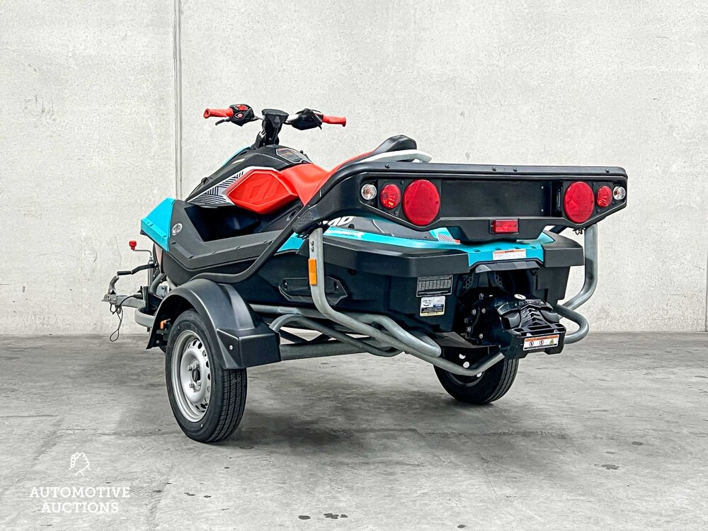 Seadoo Spark TRIXX Watercraft 90hp 899cc 2018