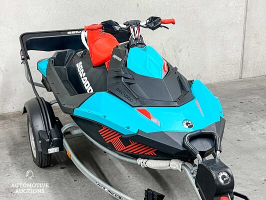 Seadoo Spark TRIXX Wasserfahrzeug 90PS 899ccm 2018