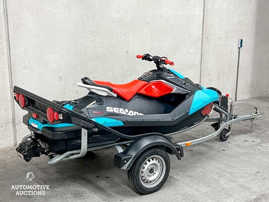 Seadoo Spark TRIXX Wasserfahrzeug 90PS 899ccm 2018