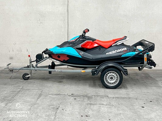 Seadoo Spark TRIXX Wasserfahrzeug 90PS 899ccm 2018