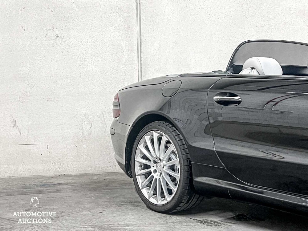 Mercedes-Benz SL55 AMG 5.5 V8 SL-class 500hp 2002, H-496-LB YOUNGTIMER