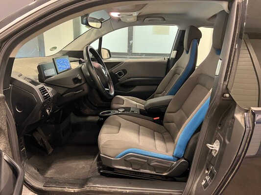 BMW i3 Basic 120Ah 42kWh 170PS 2019 (Original-NL), XL-845-S