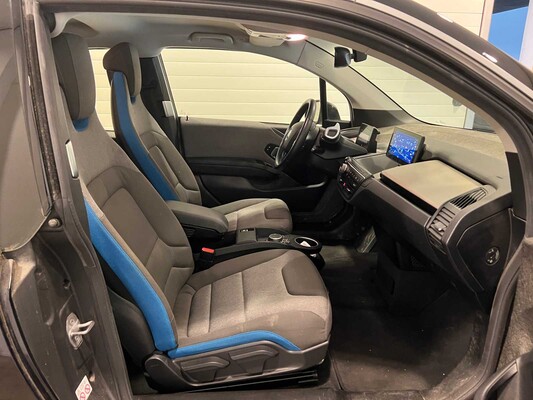 BMW i3 Basic 120Ah 42kWh 170hp 2019 (Original-NL), XL-845-S