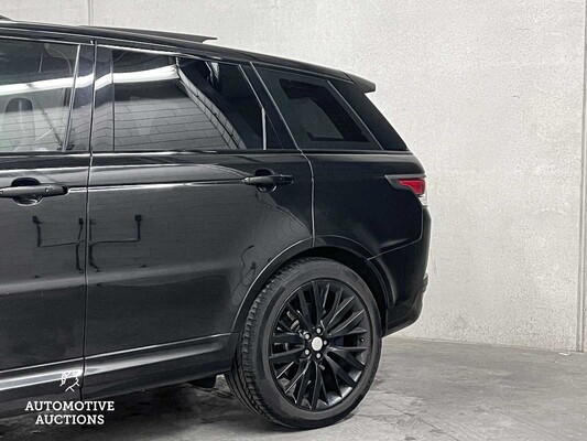 Land Rover Range Rover Sport SVR 5.0 V8 Supercharged 551hp 2015 (Original-UK), HJ-915-F