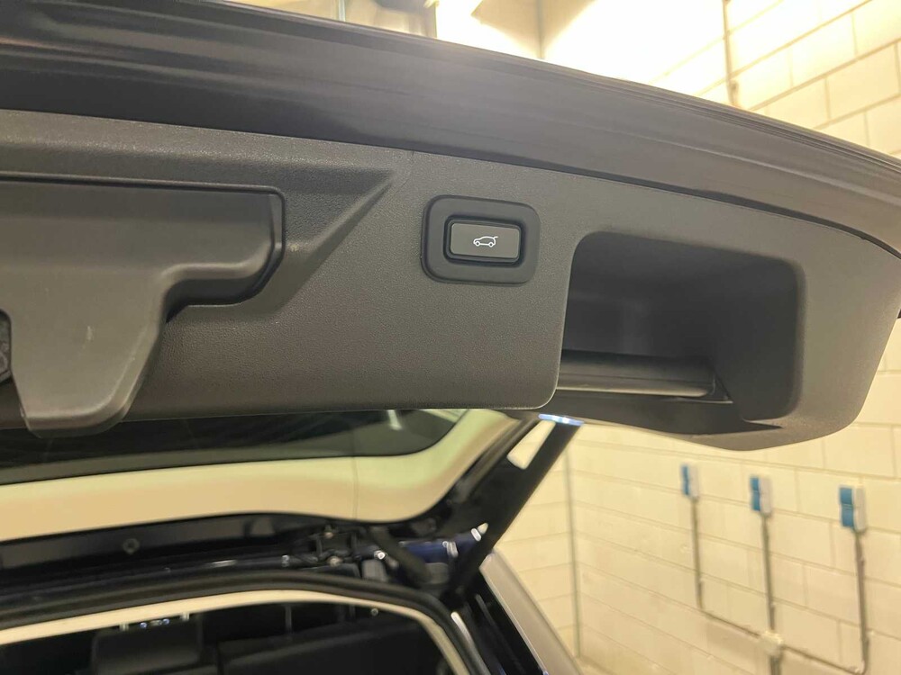 Land Rover Discovery Sport D165 2.0 MHEV Urban Edition 163PS 2022, S-957-RJ