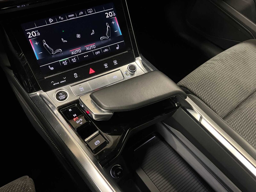 Audi e-tron 55 quattro s edition 95 kWh S-Line 408hp 2020 (Original-NL + 1. Besitzer), K-800-DG
