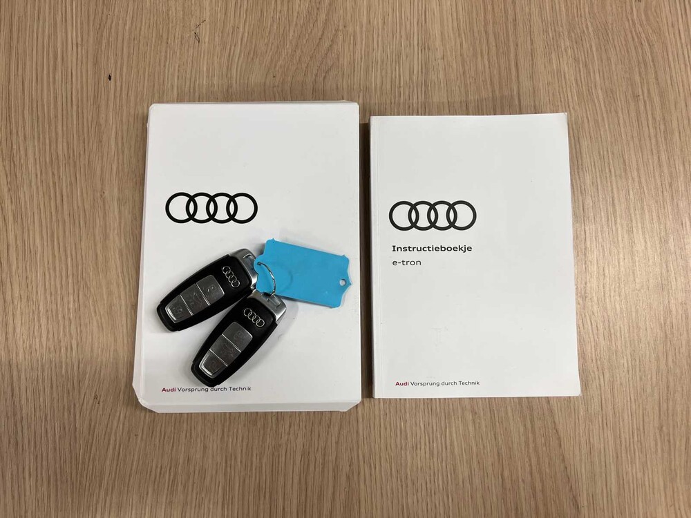 Audi e-tron 55 quattro s edition 95 kWh S-Line 408hp 2020 (Original-NL + 1. Besitzer), K-800-DG