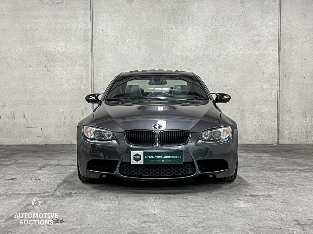BMW M3 M DCT 4.0 V8 E92 420PS 2008 3er Coupé, 83-XVB-9 Youngtimer