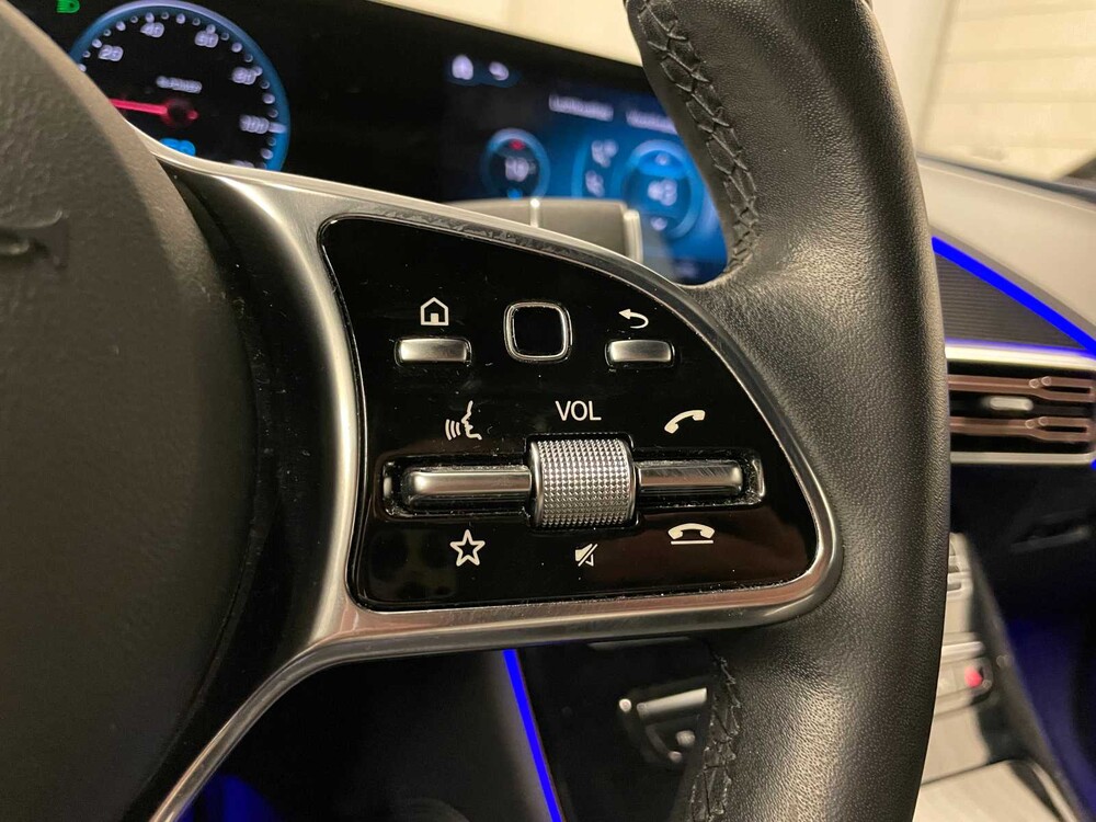 Mercedes-Benz EQC400 4Matic Premium Plus 80 kWh 408PS 2019, H-363-RN