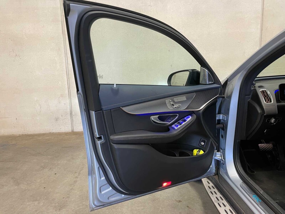 Mercedes-Benz EQC400 4Matic Premium Plus 80 kWh 408PS 2019, H-363-RN