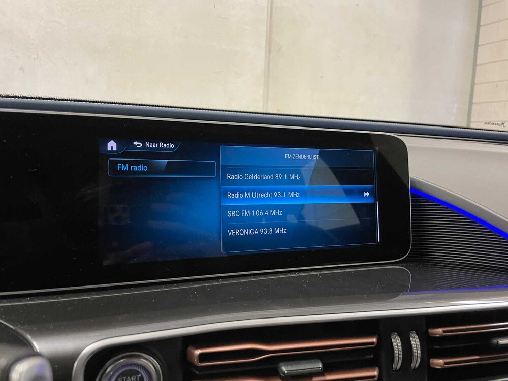 Mercedes-Benz EQC400 4Matic Premium Plus 80 kWh 408PS 2019, H-363-RN