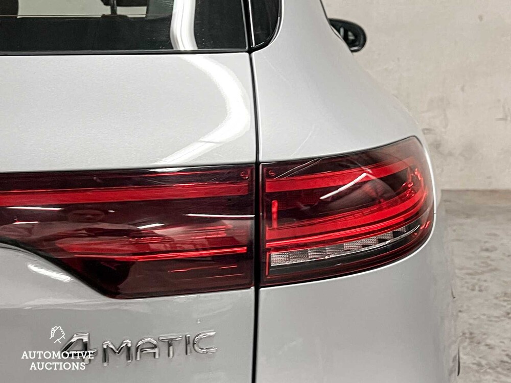 Mercedes-Benz EQC400 4Matic Premium Plus 80 kWh 408PS 2019, H-363-RN