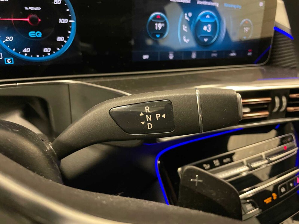 Mercedes-Benz EQC400 4Matic Premium Plus 80 kWh 408PS 2019, H-363-RN