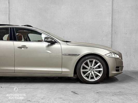 Jaguar XJ 5.0 V8 Premium Luxury 385hp 2010, RB-718-D