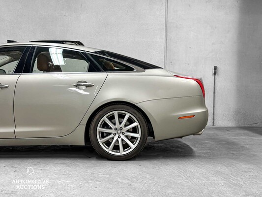 Jaguar XJ 5.0 V8 Premium Luxury 385hp 2010, RB-718-D