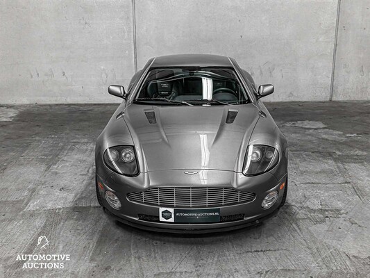 Aston Martin Vanquish 5.9 V12 466PS 2003