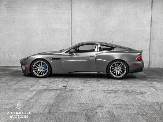 Aston Martin Vanquish 5.9 V12 466hp 2003