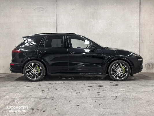 Porsche Cayenne E-Hybrid S 3.0 V6 Platinum Edition Sport-Chrono 416PS 2017, K-519-TP