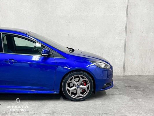 Ford Focus ST-2 2.0 EcoBoost 250pk 2013 (Origineel-NL), 50-ZVX-6