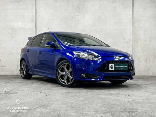 Ford Focus ST-2 2.0 EcoBoost 250hp 2013 (Original-UK), 50-ZVX-6