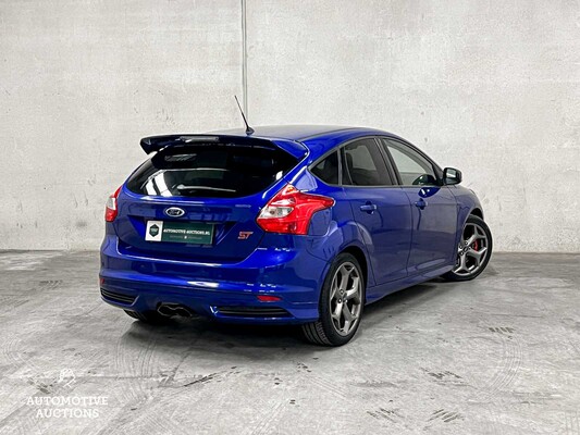 Ford Focus ST-2 2.0 EcoBoost 250hp 2013 (Original-UK), 50-ZVX-6