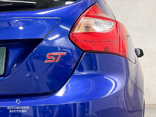 Ford Focus ST-2 2.0 EcoBoost 250hp 2013 (Original-UK), 50-ZVX-6