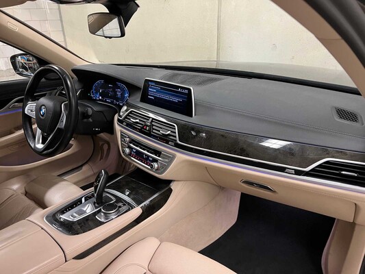 BMW 745e High Executive 394hp 2020 (Original-NL) 7-Series, J-898-GV