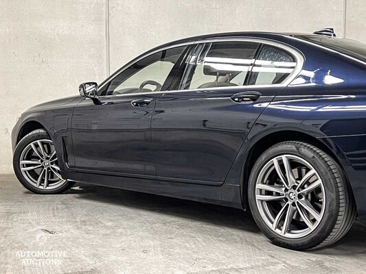 BMW 745e High Executive 394hp 2020 (Original-NL) 7-Series, J-898-GV