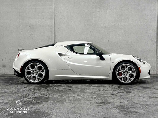 Alfa Romeo 4C Coupe 237PS 2015 (Markteinführung Limited Edition 181/500)