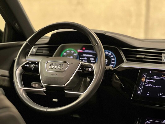 Audi E-Tron Sportback S-Line 55 quattro EDITION 95 kWh 408hp 2020 (original-NL + 1st owner), K-687-BN