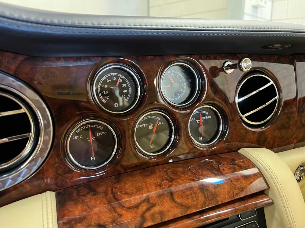 Bentley Arnage 6.8 V8 T (Mulliner) 457hp 2006 (FACELIFT), 75-ZTS-2 Youngtimer