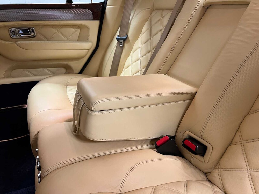 Bentley Arnage 6.8 V8 T (Mulliner) 457hp 2006 (FACELIFT), 75-ZTS-2 Youngtimer