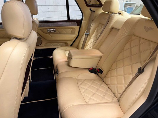 Bentley Arnage 6.8 V8 T (Mulliner) 457hp 2006 (FACELIFT), 75-ZTS-2 Youngtimer