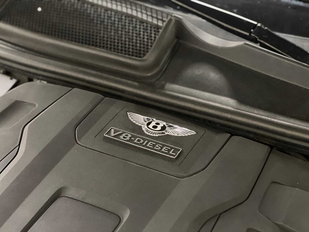 Bentley Bentayga 4.0 V8 D 435hp 2017, RS-562-X