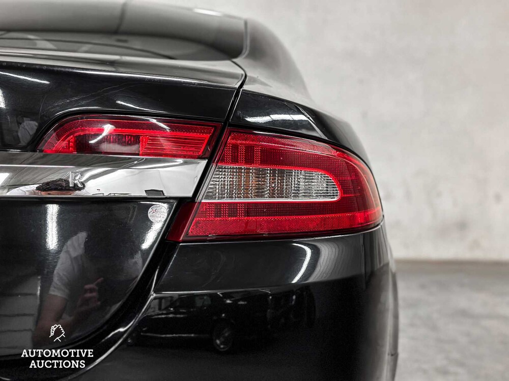 Jaguar XF 2.7D V6 Premium Luxury 207hp 2010 (Original-UK), 81-LDB-9