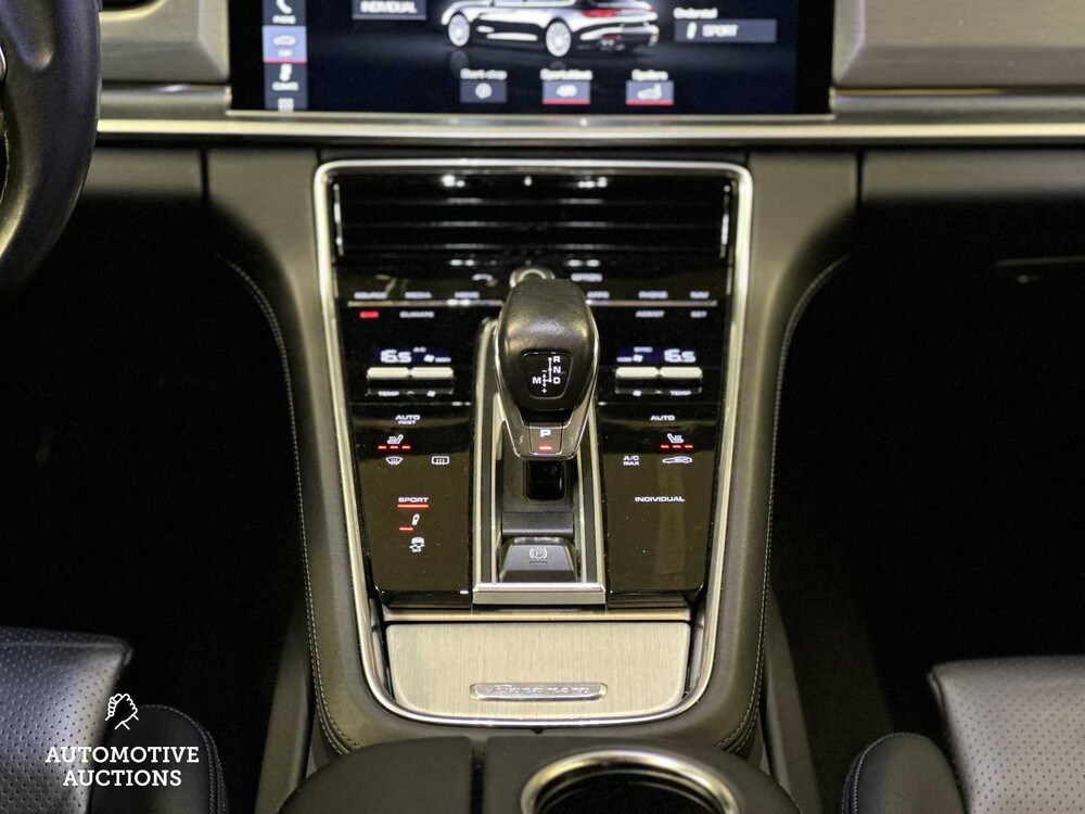 Porsche Panamera Sport Turismo 4S 2.9 V6 441hp 2018 (Original-NL), RT-213-P