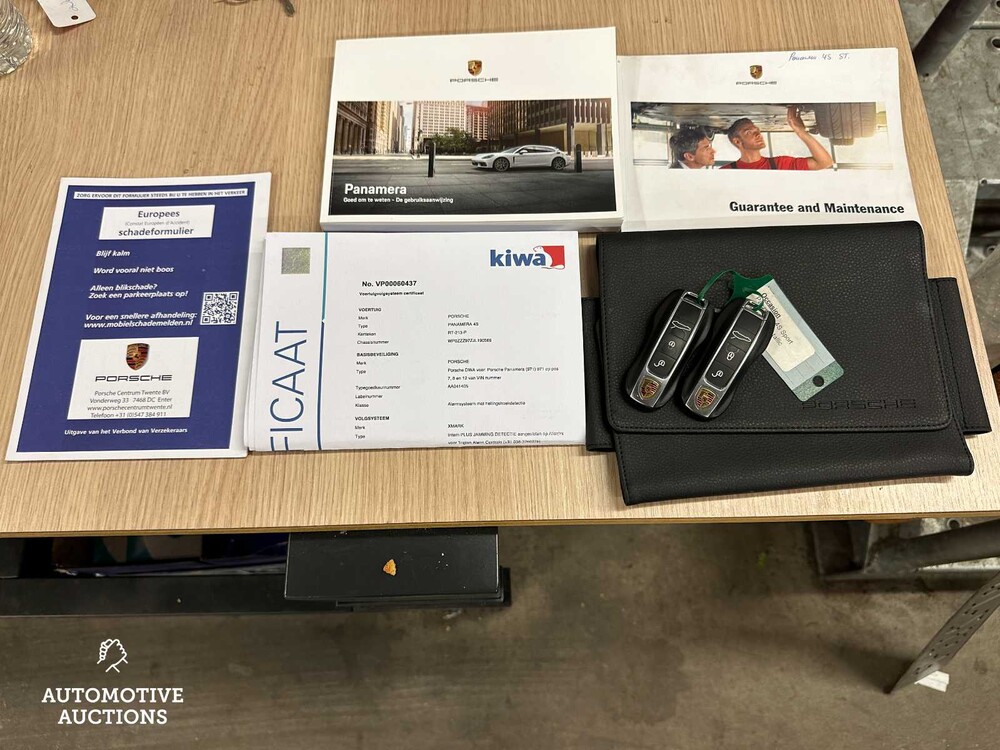 Porsche Panamera Sport Turismo 4S 2.9 V6 441hp 2018 (Original-NL), RT-213-P